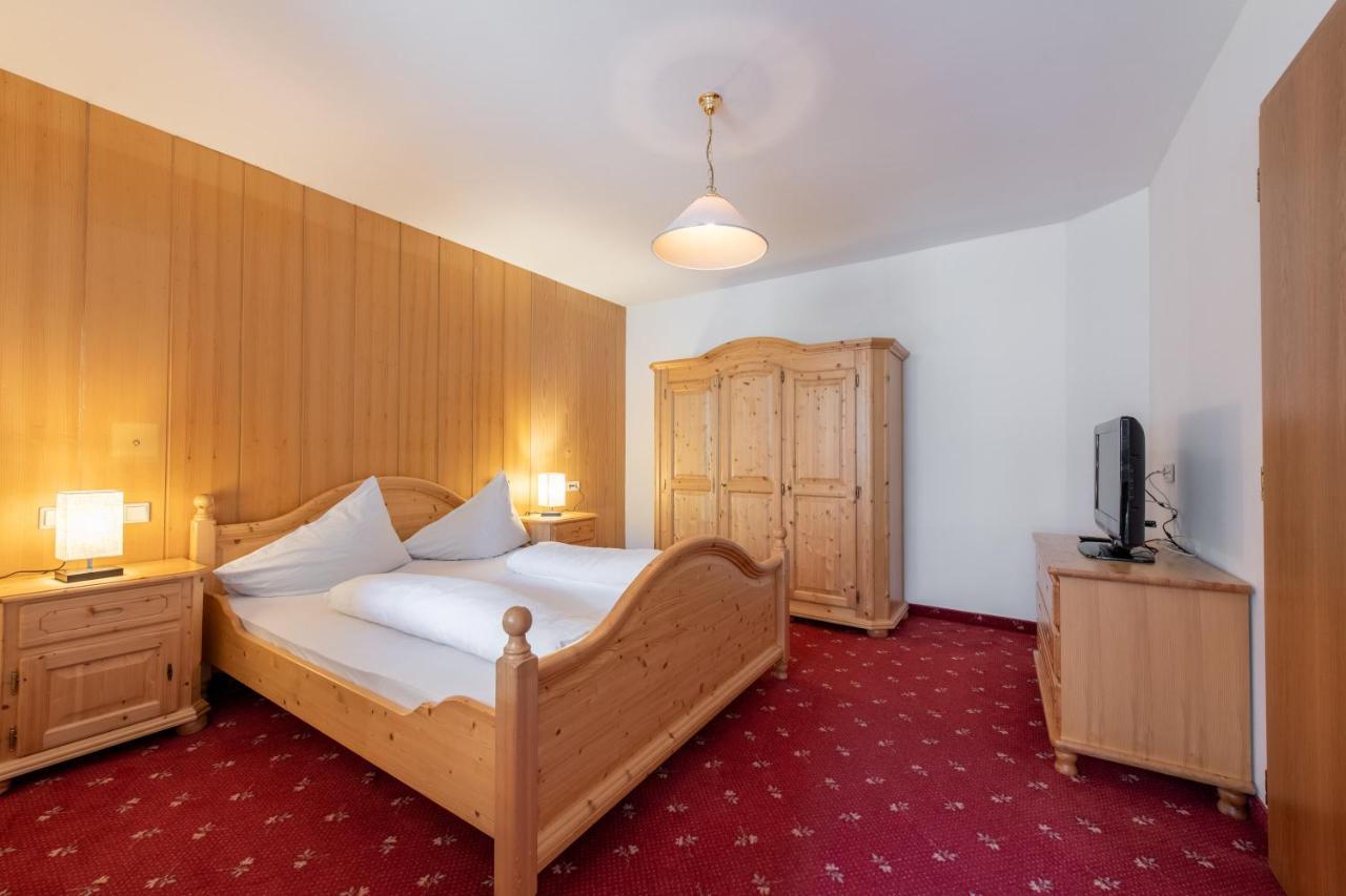 Hotel Stilfserhof ภายนอก รูปภาพ