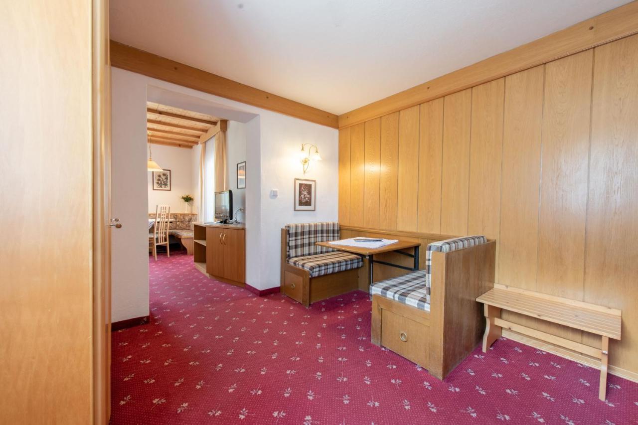 Hotel Stilfserhof ภายนอก รูปภาพ