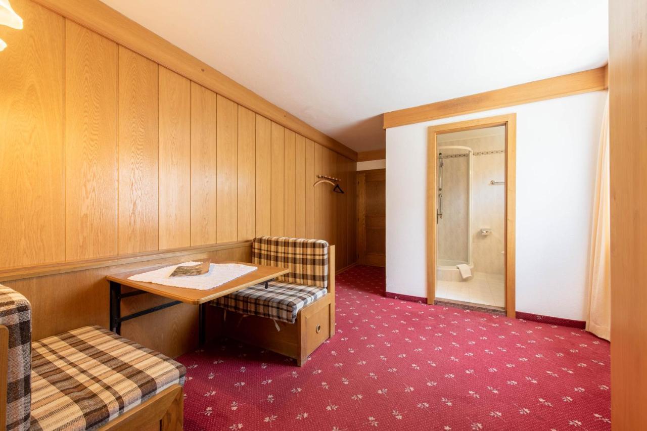 Hotel Stilfserhof ภายนอก รูปภาพ