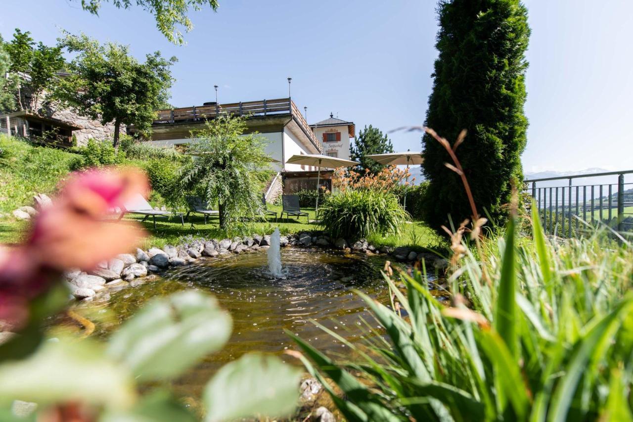 Hotel Stilfserhof ภายนอก รูปภาพ