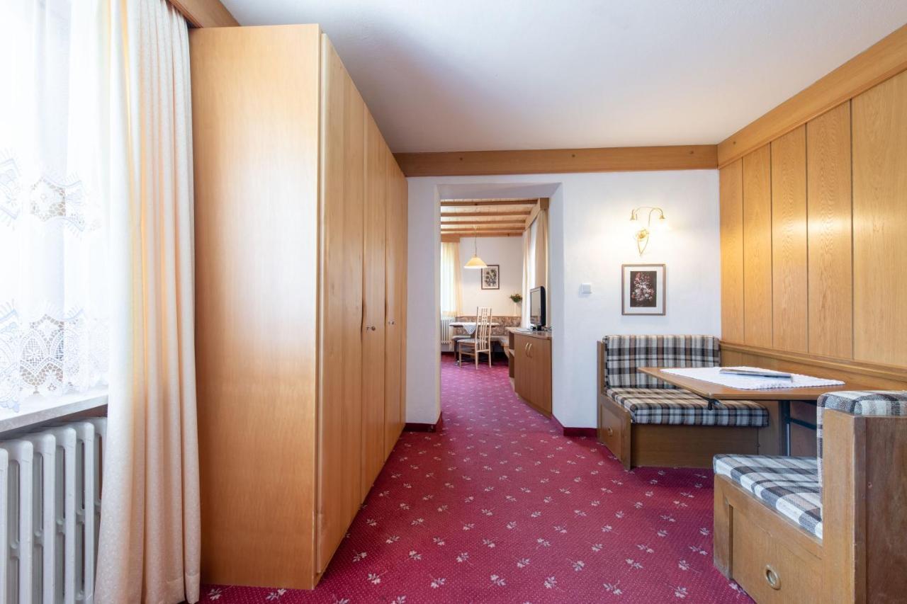 Hotel Stilfserhof ภายนอก รูปภาพ