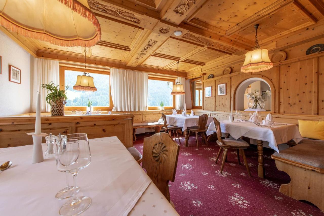 Hotel Stilfserhof ภายนอก รูปภาพ