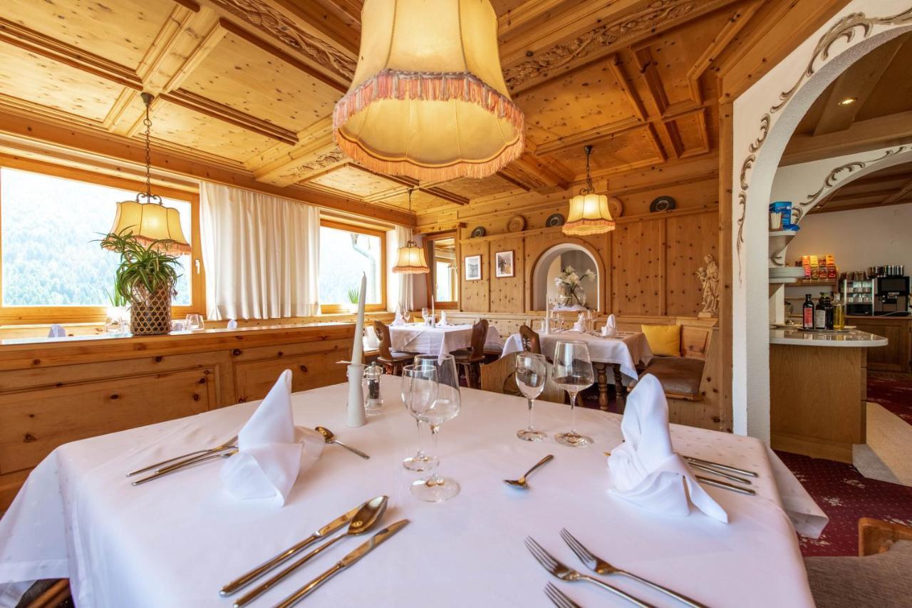 Hotel Stilfserhof ภายนอก รูปภาพ