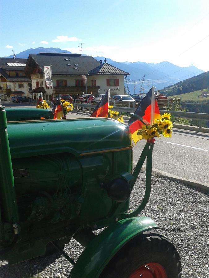 Hotel Stilfserhof ภายนอก รูปภาพ